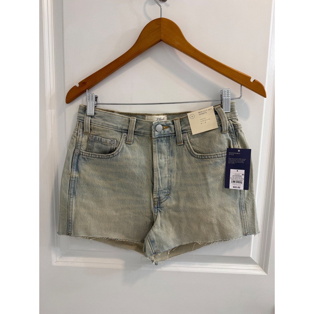 Universal Thread Light Wash High Rise Mini Cut-Off Denim Shorts Size 4 NWT